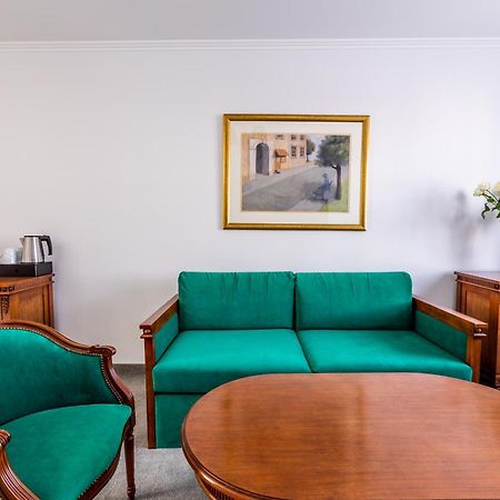 Hotel Pod Zlota Roza كيلتشي الغرفة الصورة