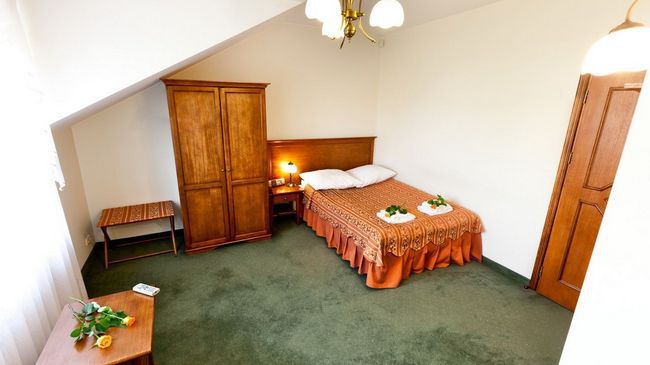 Hotel Pod Zlota Roza كيلتشي الغرفة الصورة